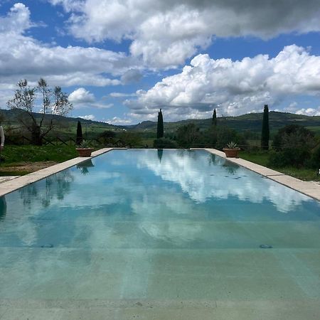 Agriturismo Le Sorbelle D'Orcia Con Piscina Пиенца Экстерьер фото