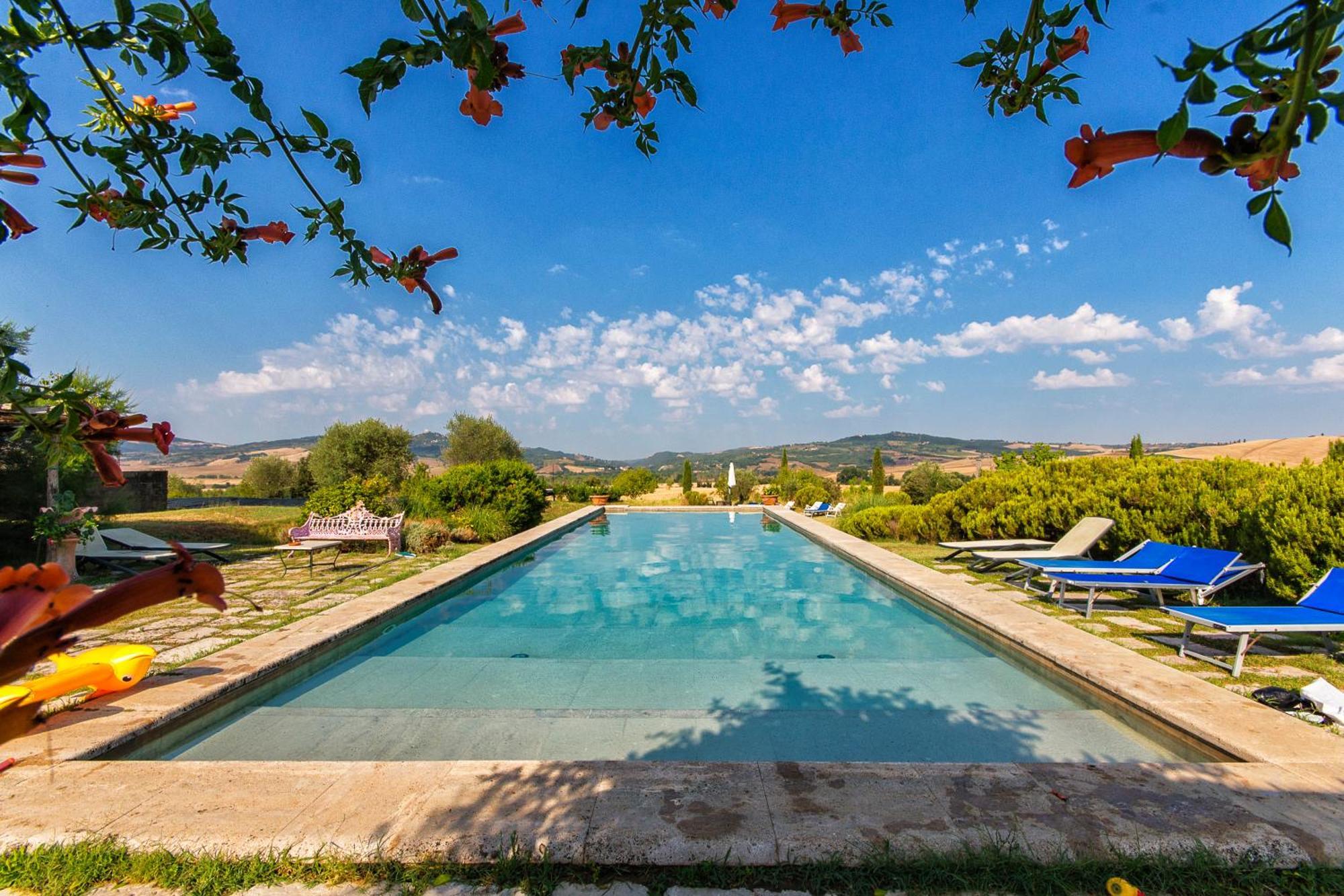 Agriturismo Le Sorbelle D'Orcia Con Piscina Пиенца Экстерьер фото