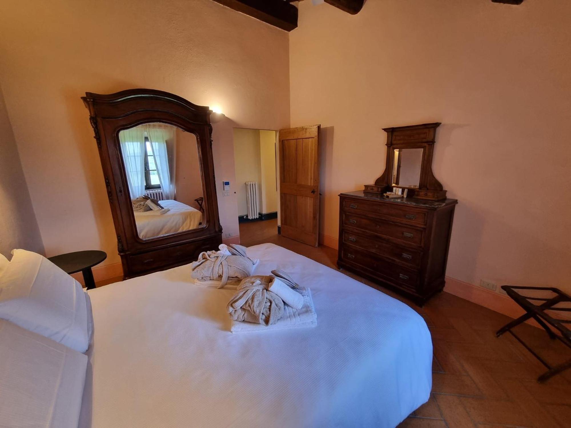 Agriturismo Le Sorbelle D'Orcia Con Piscina Пиенца Экстерьер фото