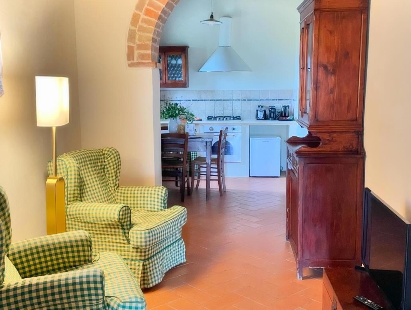 Agriturismo Le Sorbelle D'Orcia Con Piscina Пиенца Экстерьер фото